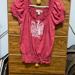 Short sleeve red top